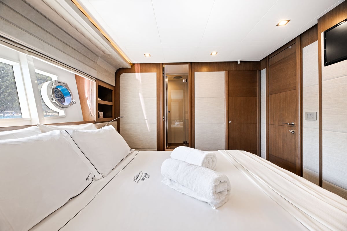 yacht Bizman double cabin