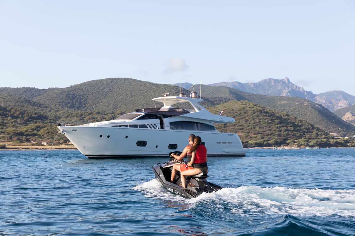 jetski spark trixx yacht Bizman