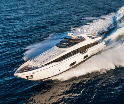 58493_20130722_50963_ultima_ferretti_960_ext_2