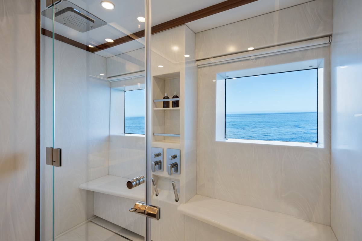 2 - cabin master ensuite