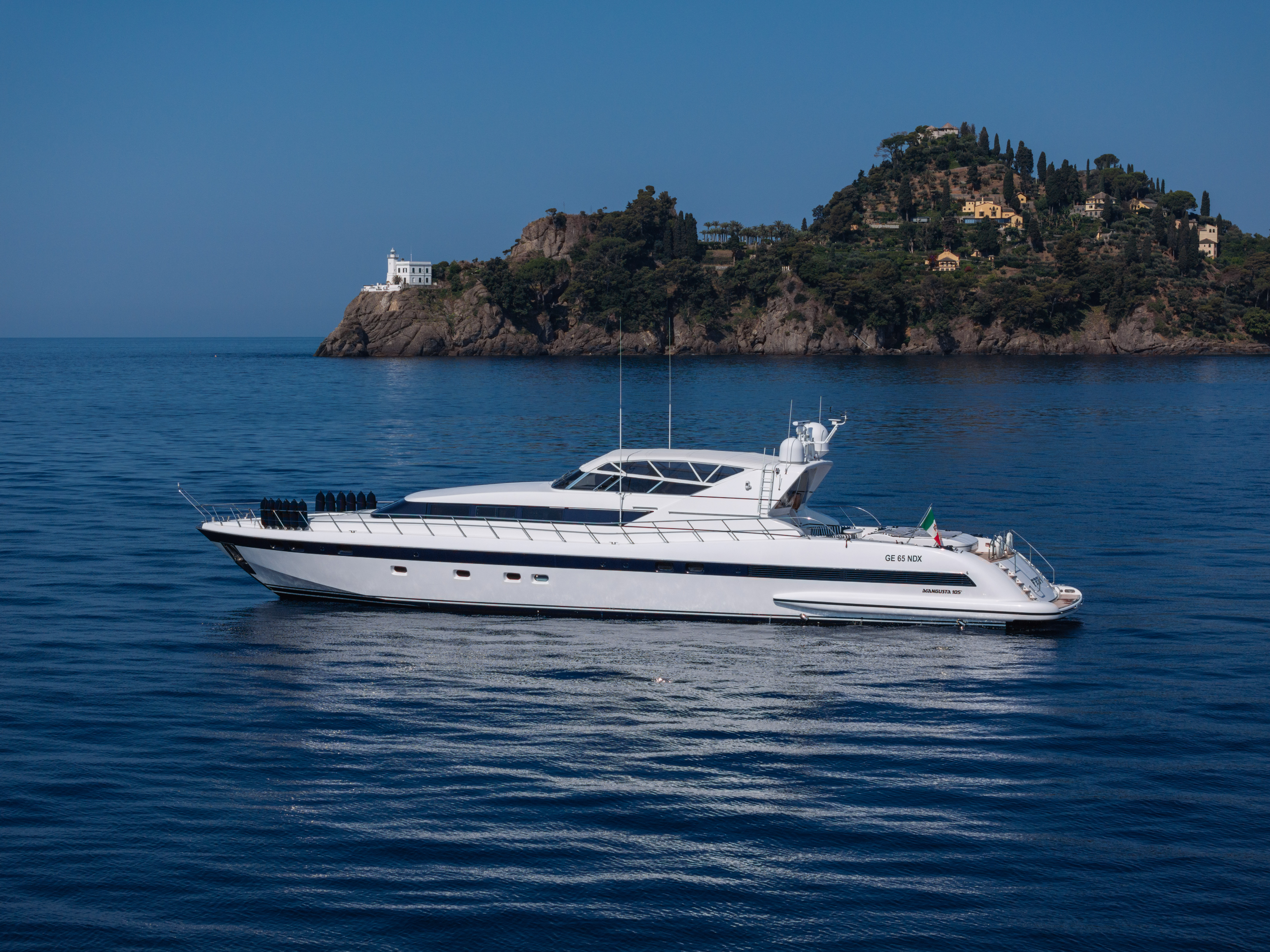 Mangusta 105 - M/Y F22V