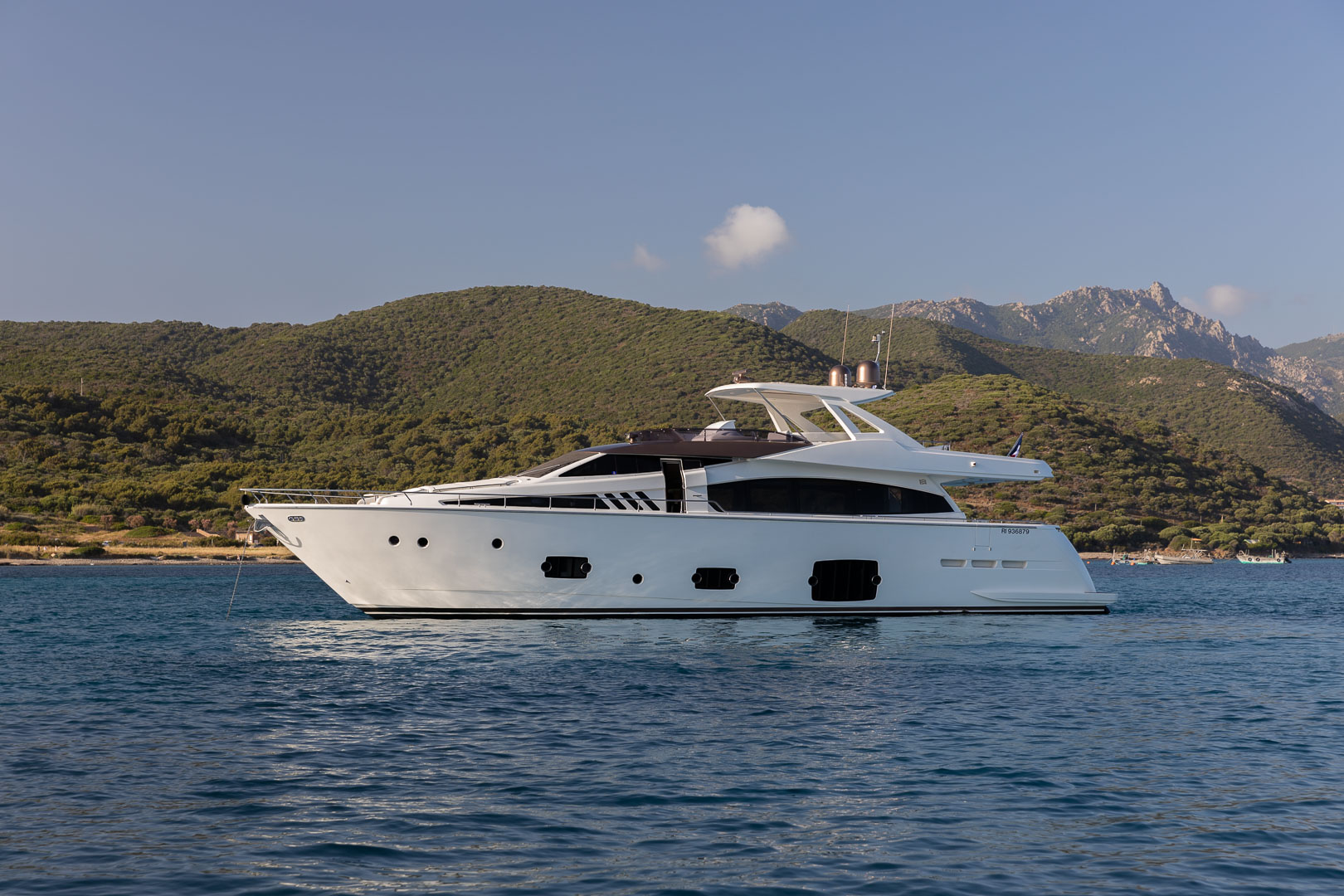 BIZMAN - Ferretti 800
