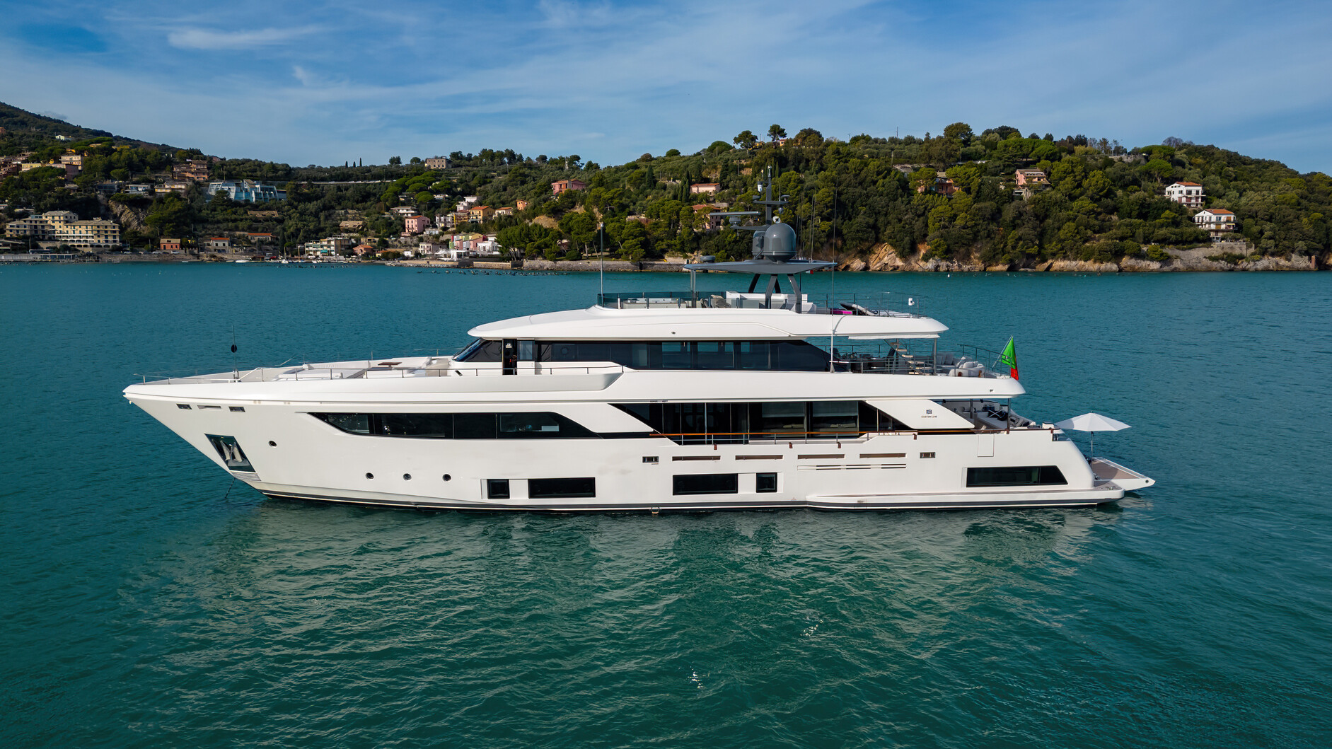Navetta 37 Custom Line M/Y Frangelo