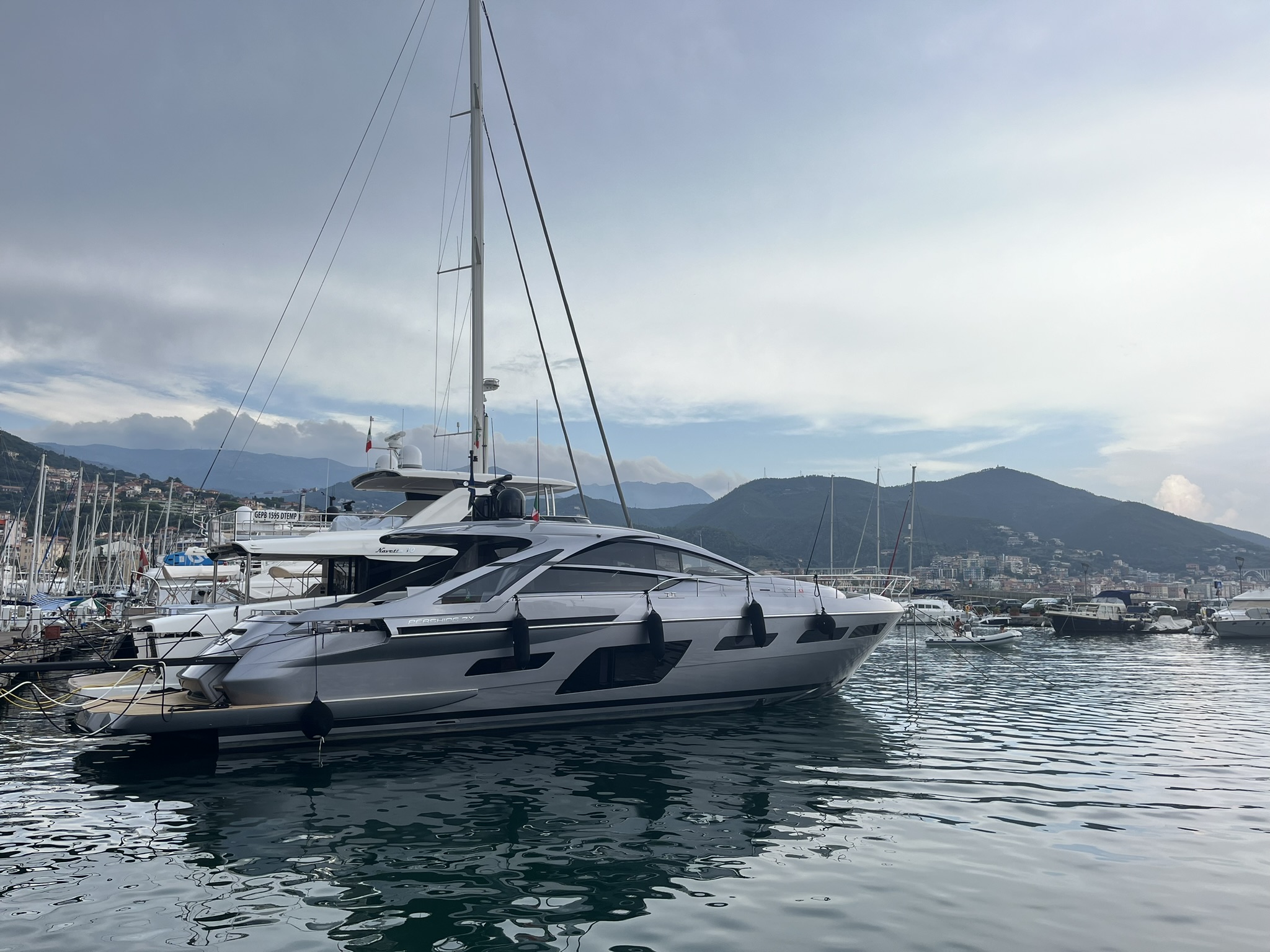 Pershing 7X
